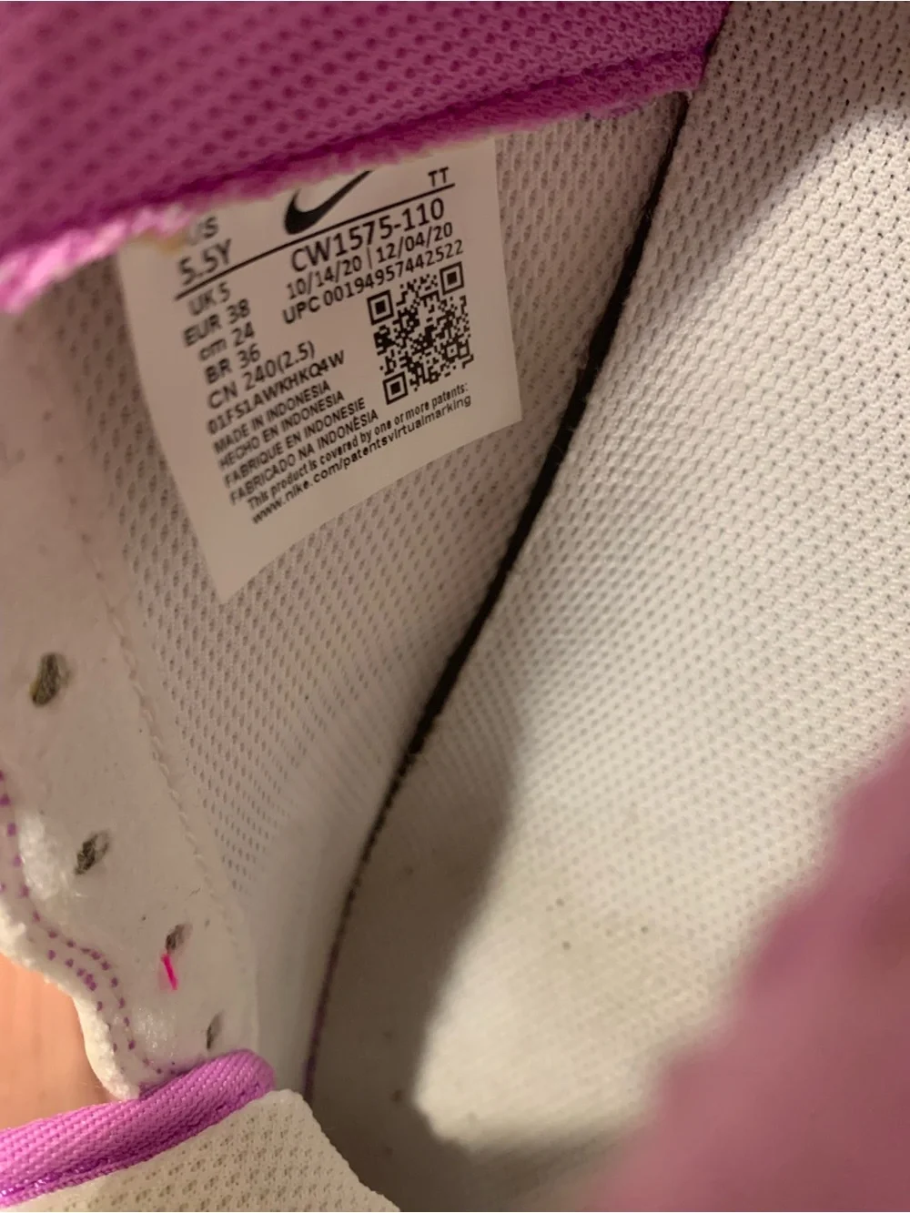 Nike Air Force 1 Low GS ‘Contrast Stitch-Fuchsia Glow’  Nike CW1575-110